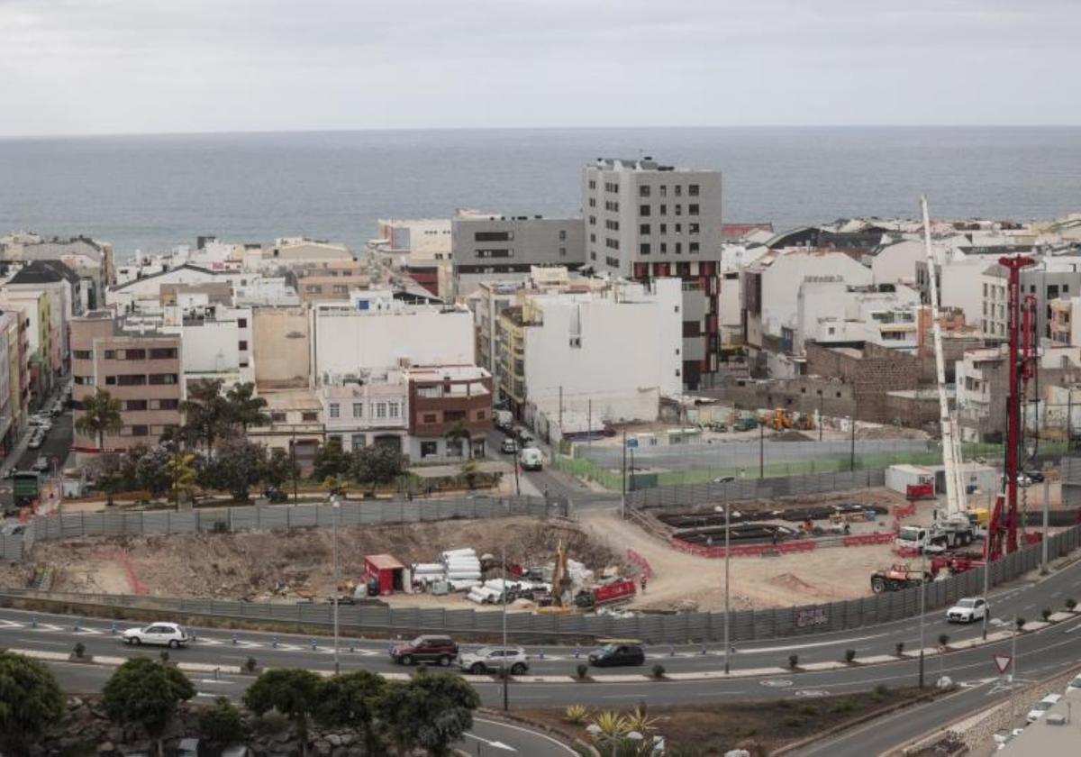 El juez accede a la anotación preventiva del edificio de plaza América pero pide una fianza de 5 millones