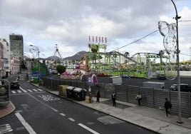La feria del carnaval ya crece en El Refugio con más de 40 atracciones y «precios populares»