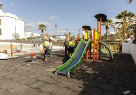 Supervisión de uno de los parques que será objeto de mejora.