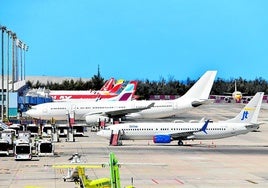 Las aerolíneas adelantan 1.500 millones de euros al año para cubrir del descuento de residente.
