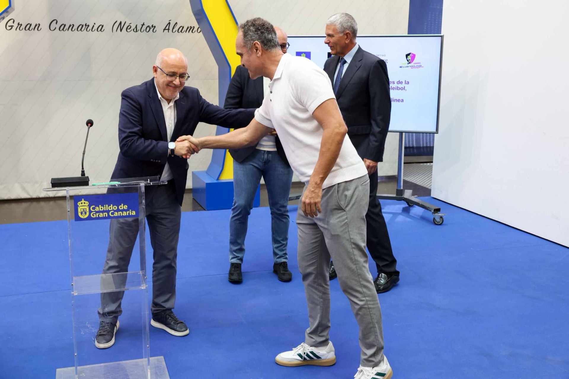 La recepción del guaguas en el Cabildo de Gran Canaria, en imágenes