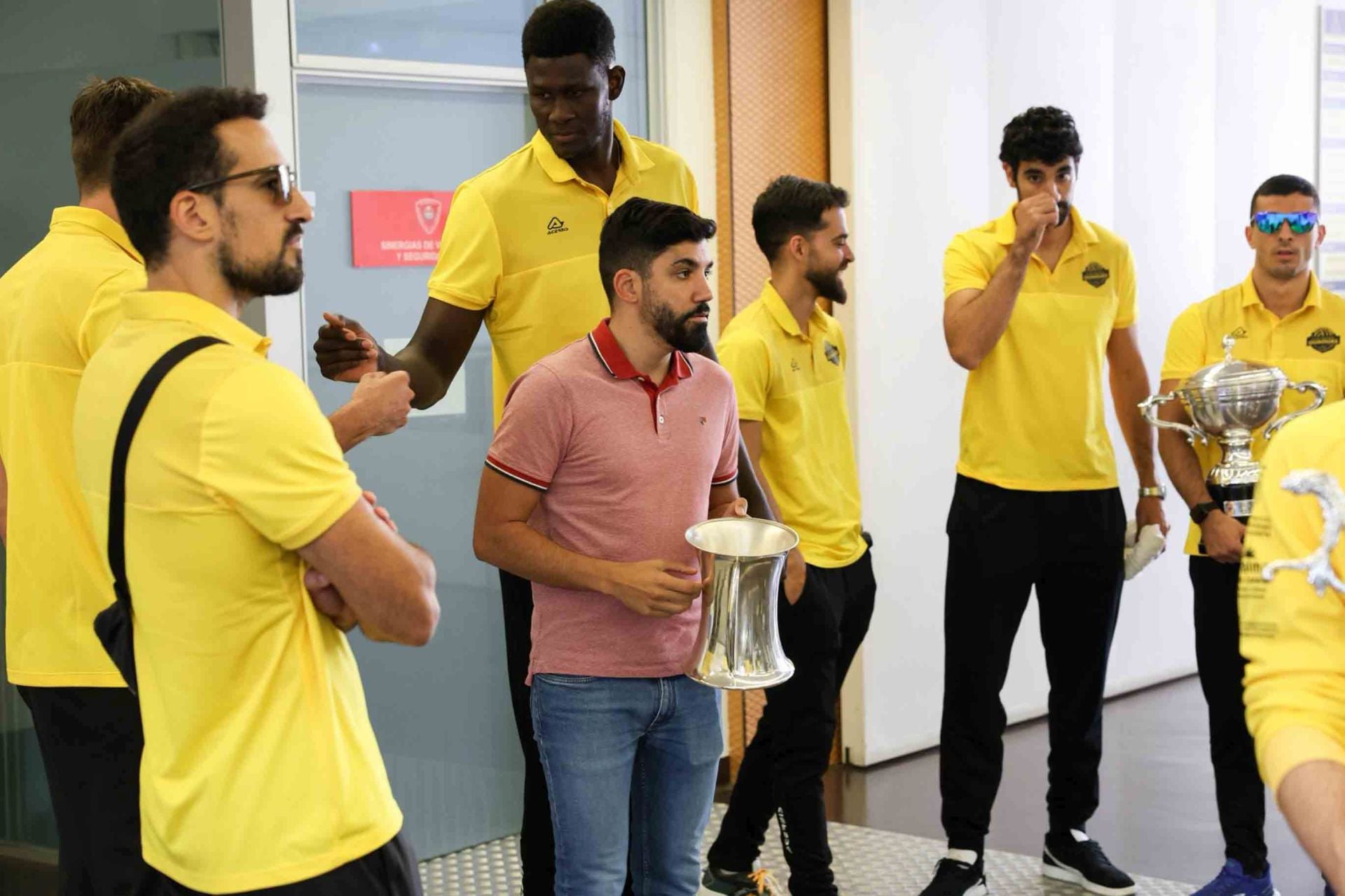 La recepción del guaguas en el Cabildo de Gran Canaria, en imágenes