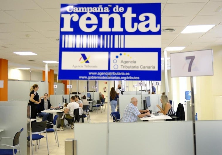 Oficina de la Agencia Tributaria Canaria este lunes.
