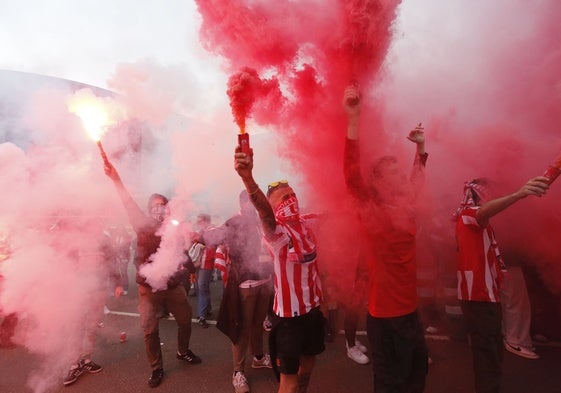 Aficionados, el sábado, animando al Sporting antes del partido contra el Dépor.