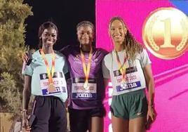 Tessy Ebosele, en el centro, junto a María Vicente y Fátima Diamé, el podio de salto de longitud.