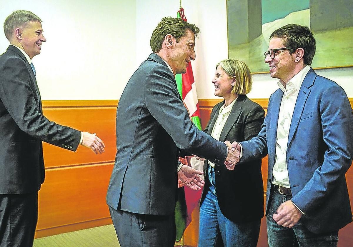 El Gobierno vasco hace una última oferta a Bildu de 100 millones para pactar las Cuentas