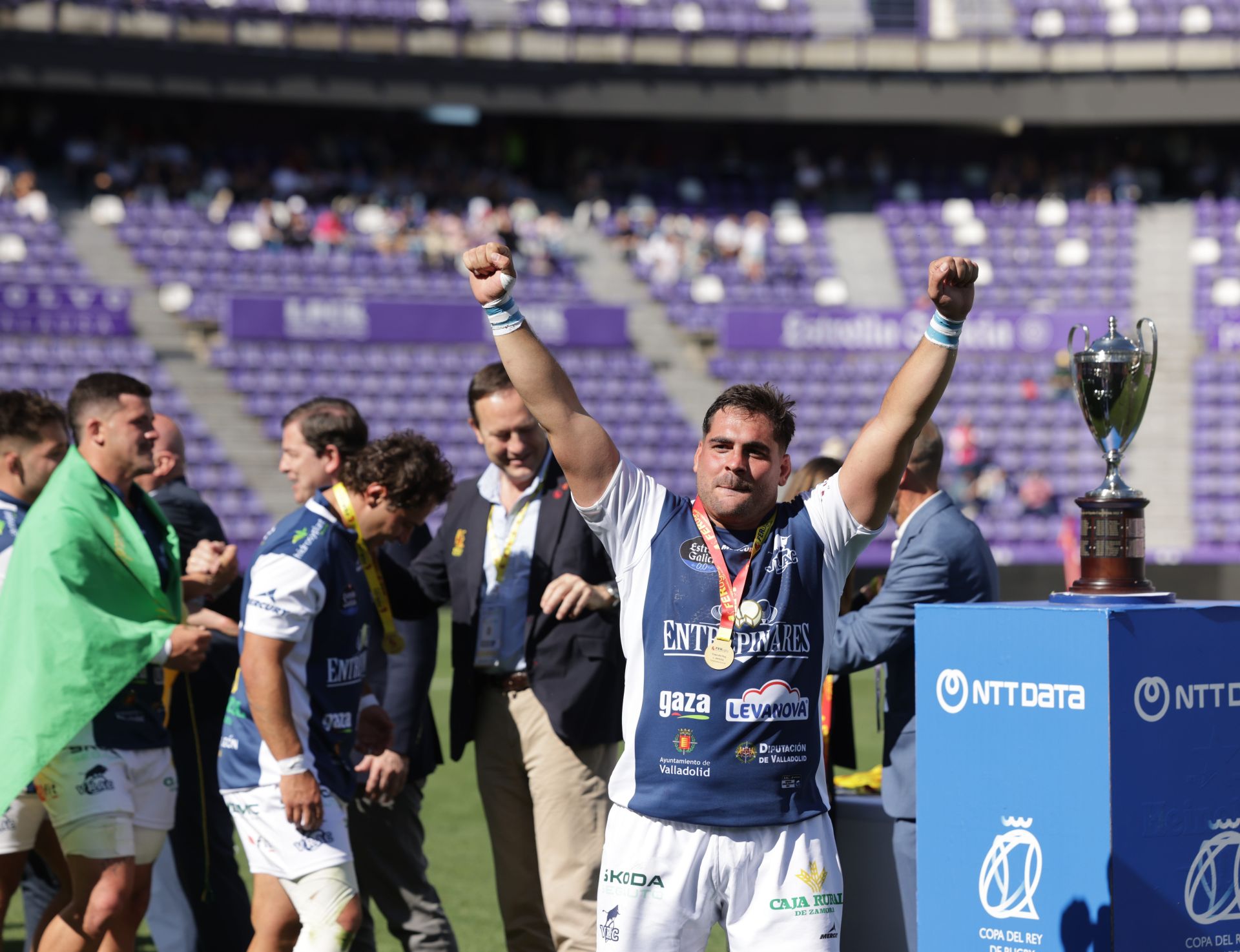 El VRAC celebra con su afición la Copa del Rey de rugby conquistada en Zorrilla