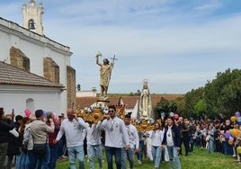 El Lunes de Pascua se celebra en el entorno de la ermita.