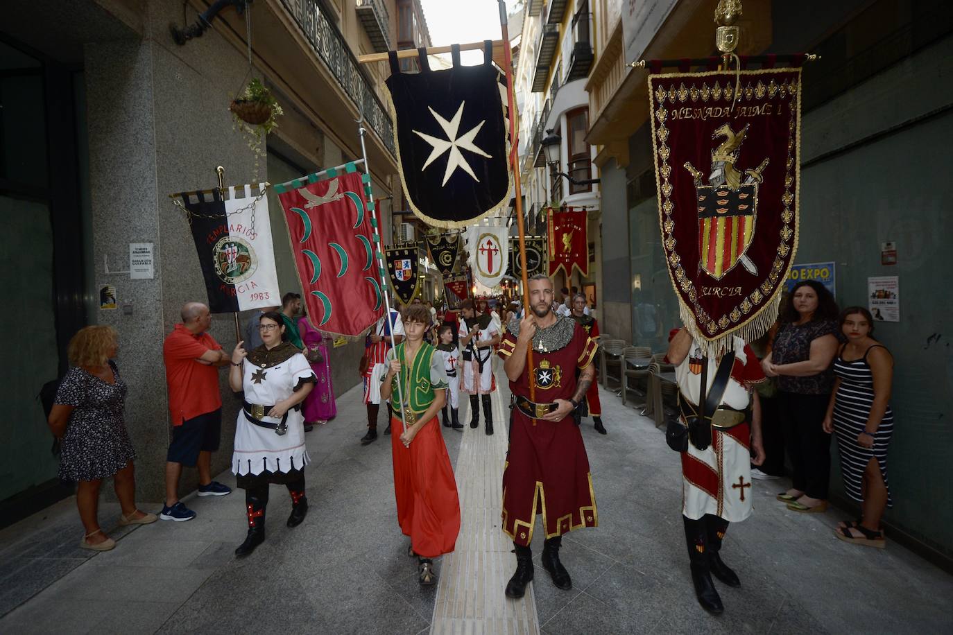 Las imágenes del primer Desfile Infantil de Moros y Cristianos de Murcia