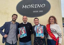Un momento de la presentación del concurso de disfraces de mascotas.