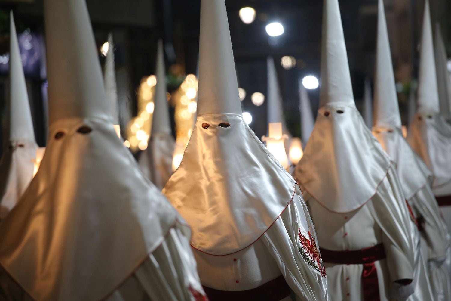 La procesión del Santo Entierro en Cartagena, en imágenes