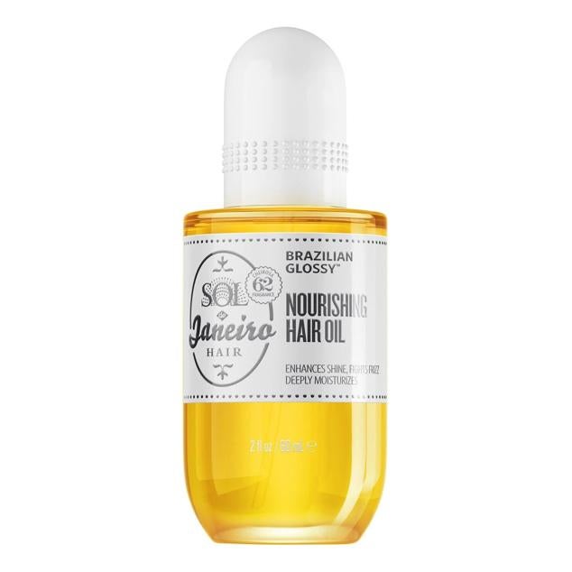 Combate el encrespamiento hasta 72 horas. Apto para todo tipo de cabellos, pero recomendado especialmente para el pelo rizado, es un aceite nutritivo que aporta brillo, protege del calor y fija tu peinado, a la vez que hidrata y repara el cabello seco y dañado.