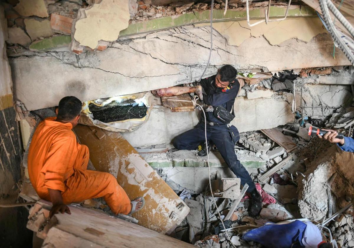 Myanmar y Tailandia se convierten en un enorme cementerio tras el terremoto