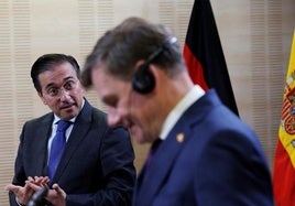 José Manuel Albares y Johann Wadephul durante la rueda de prensa en Madrid.