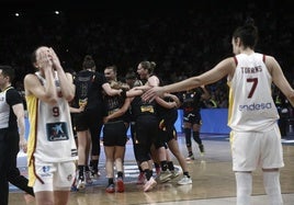 Pueyo y Torrens se lamentan tras el adverso epílogo de la final.