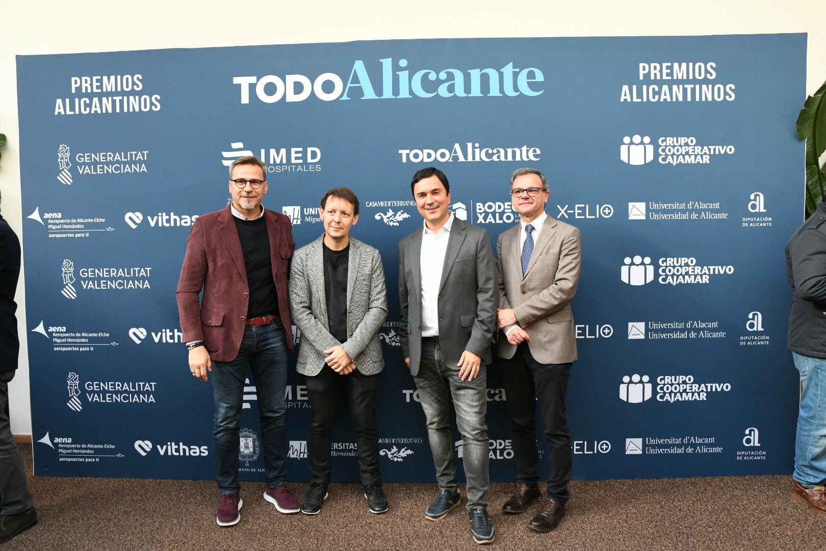 Así ha sido el &#039;photocall&#039; de los Premios Alicantinos 2024