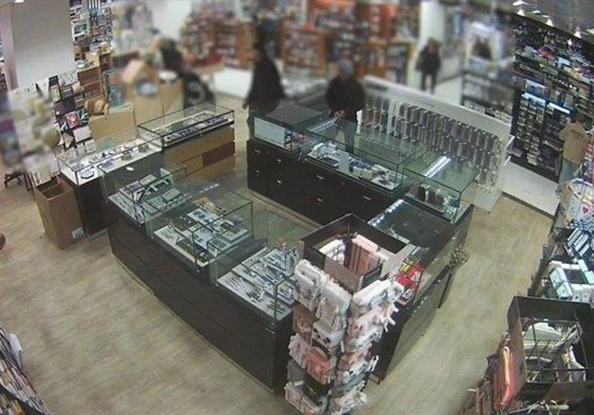 Un golpe en Alicante permite desmantelar una banda especializada en robar plumas de lujo