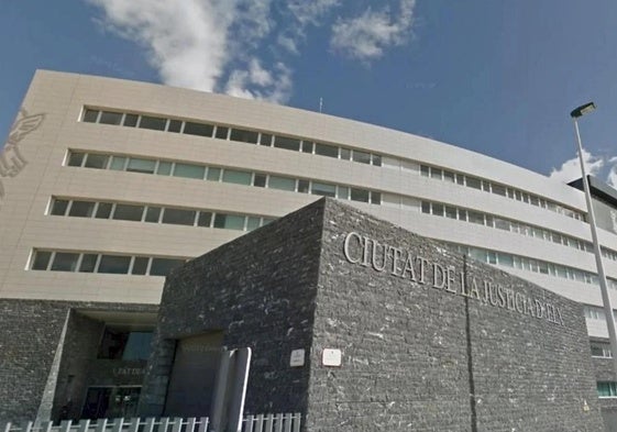 Fachada de la Ciudad de la Justicia de Elche.