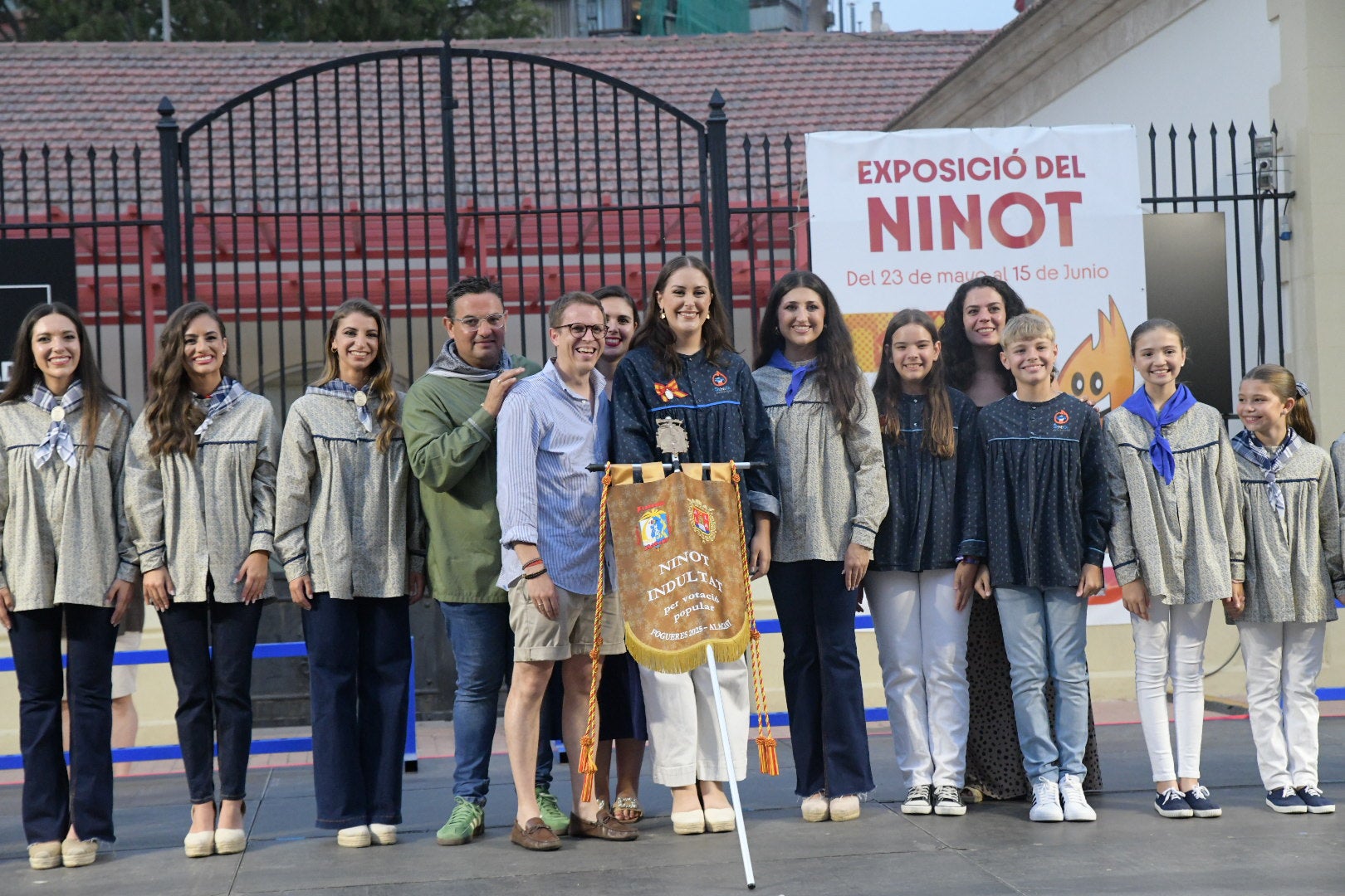La entrega de premios de la exposición del ninot, en imágenes